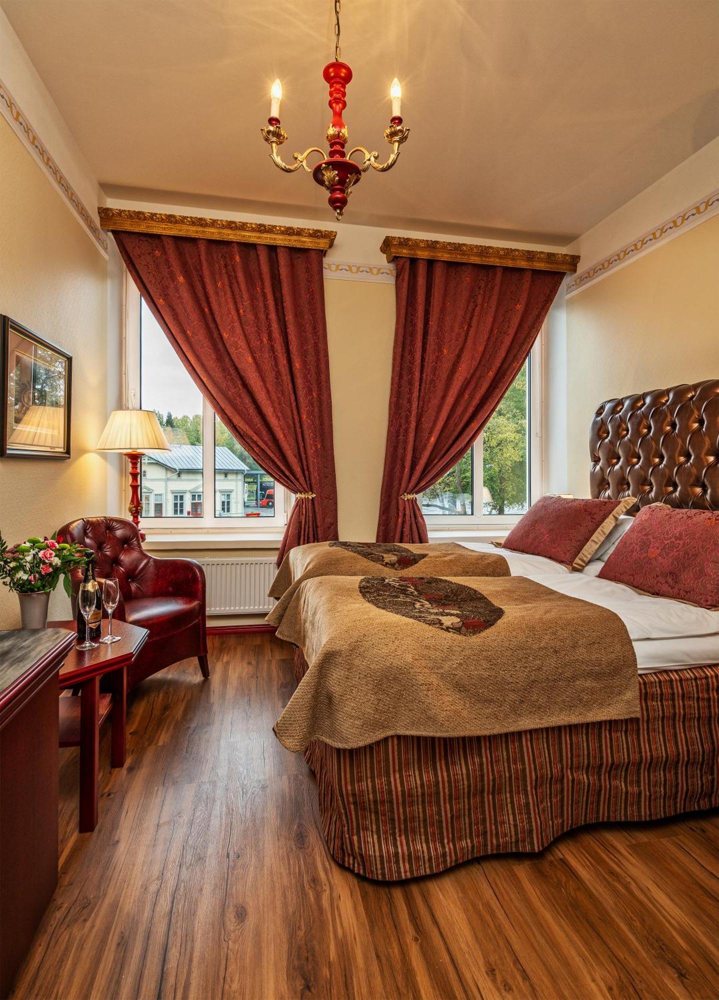 Hotel Astor Vaasa Kültér fotó