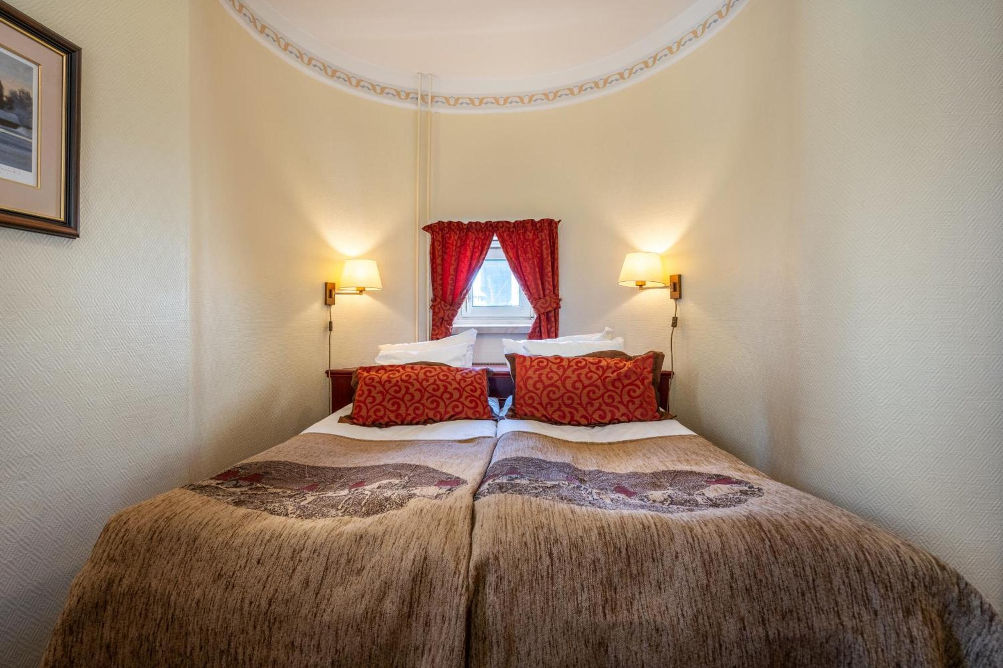 Hotel Astor Vaasa Kültér fotó